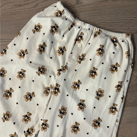 AE Luxe Plush Long-Sleeve & Pant PJ Set - Picture 9 of 9